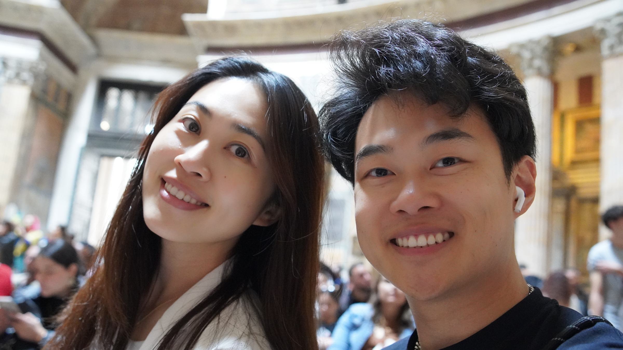 Selfie inside the Pantheon